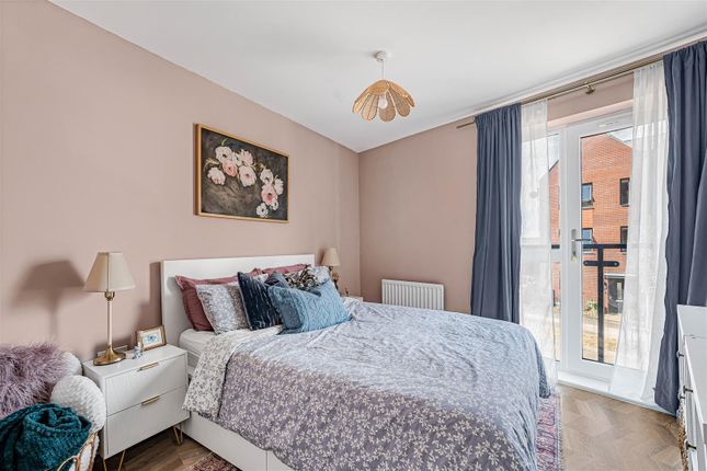 8, Ellacott Road, Exeter photo 4