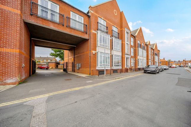1-bed flat on Mill Lane, Beverley, £95,000