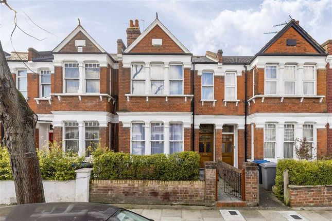 Thumbnail Property to rent in Cedar Road, London