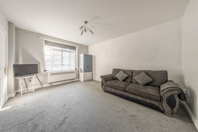 205, Harewood Court, Wilbury Road, Hove photo 4