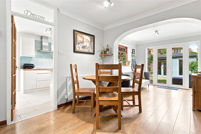 11, Vernons Close, Henham photo 4