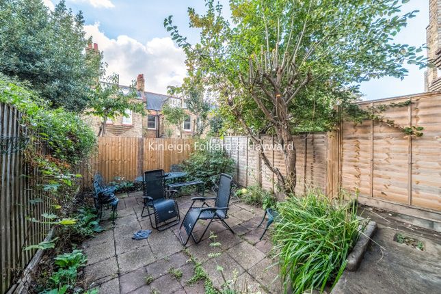Barcombe Avenue, London photo 4