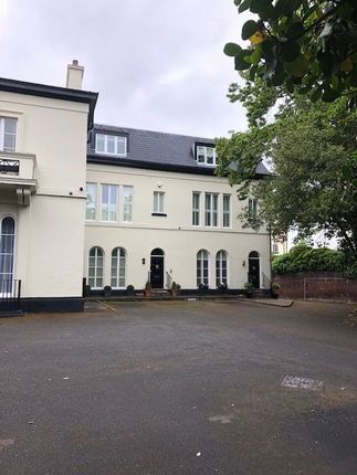 Flat to rent in Fulwood Park, Liverpool