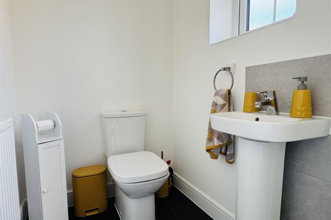 12, Felchurch Road, Ipswich photo 4