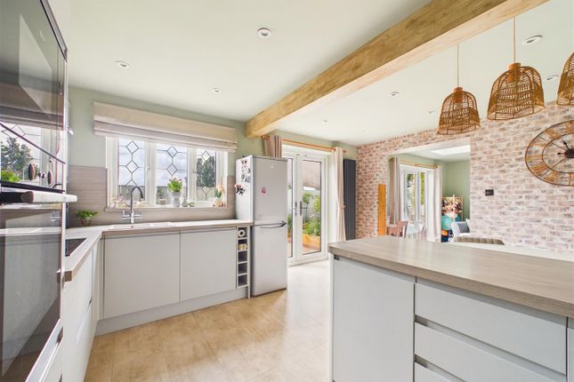 10, Fernland Close, Brough photo 2