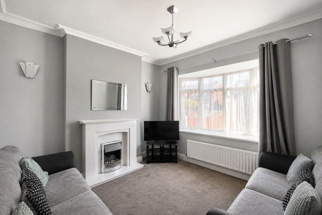 76, Compton Road, Southport photo 2