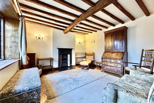 4 Motcombe Lane photo 3