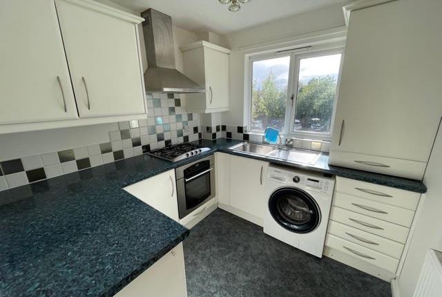 73, Deerleap, Peterborough photo 2
