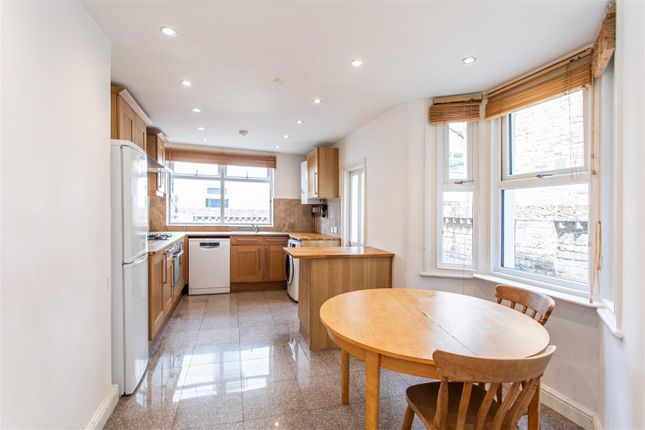 69, Strahan Road, Bow photo 2