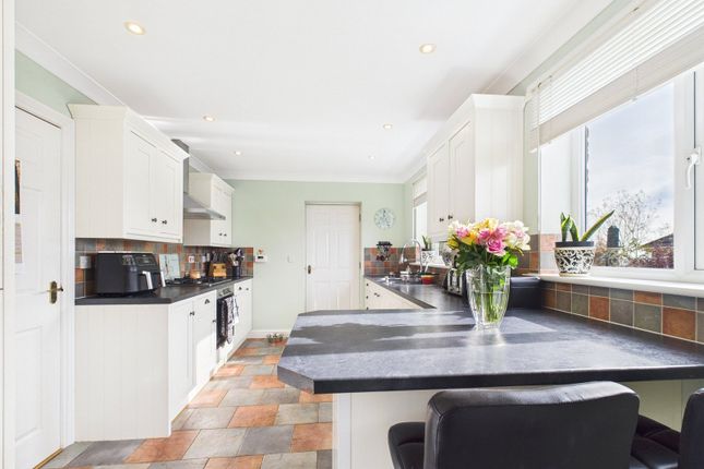 7, Piran Close, Gunnislake photo 3