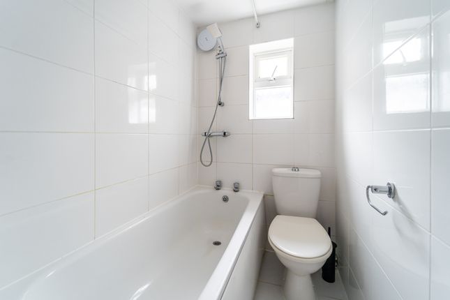 26, Elthorne Road, Archway photo 4