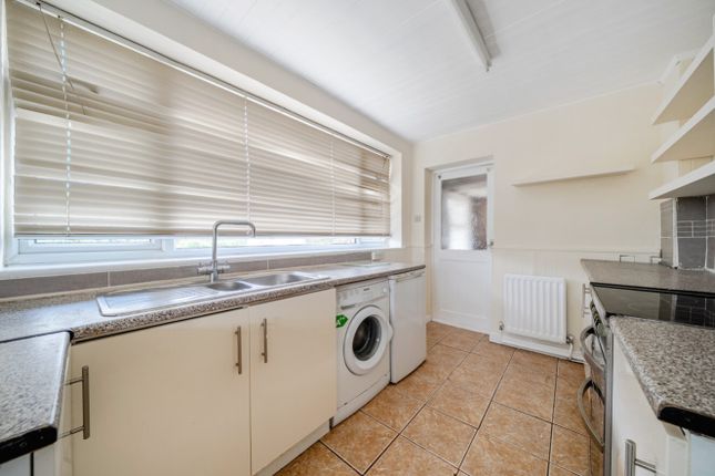 1, Guthram Court Cranwell Village, Sleaford photo 3