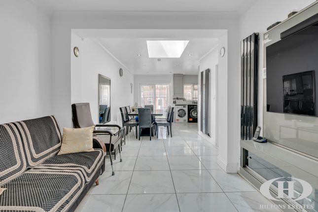 399, Allenby Road, Southall photo 3
