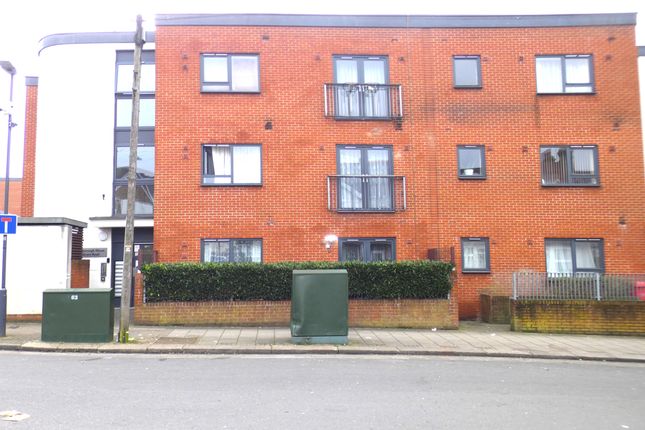 Thumbnail Flat to rent in Grant Road, Harrow