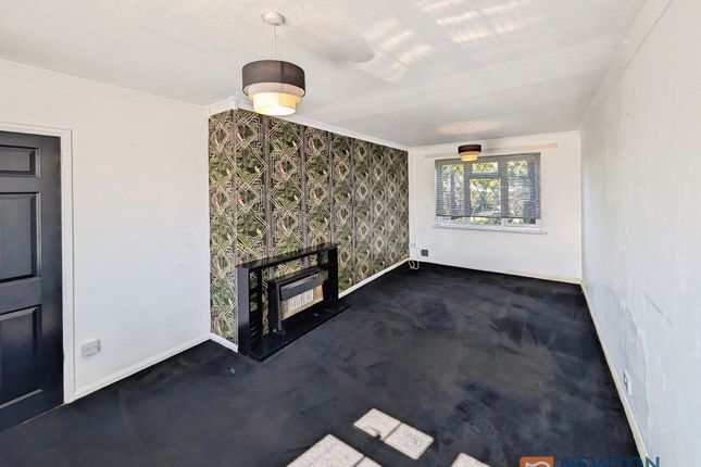 67 Griffiths Drive, Wolverhampton photo 3