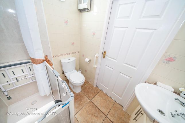 Flat 2, Homebell House, Northgate, Walsall photo 4