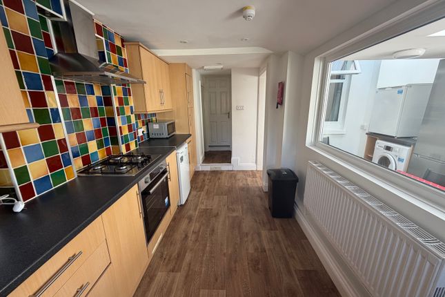 19, Portland Street, Exeter photo 3