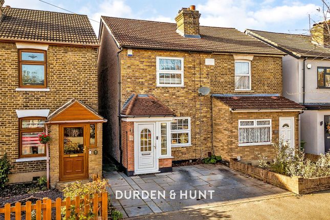 2-bed house on 52 Salisbury Road, Romford, £435,000