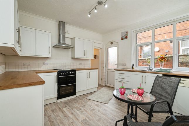 Flat 1, 15, Alfred Road, Cromer photo 2