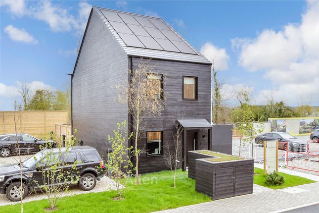 3-bed terraced on Carpenters Yard, High Road, Thornwood, £675,000