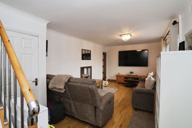 Heol Aneurin, Caerphilly photo 4
