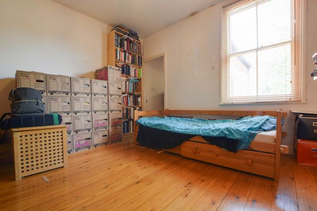 118 St. Leonards Road, Leicester photo 3