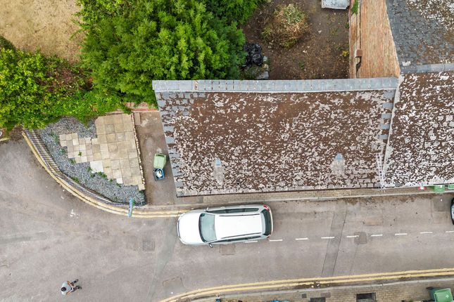 33, Portland Square, Cheltenham photo 2