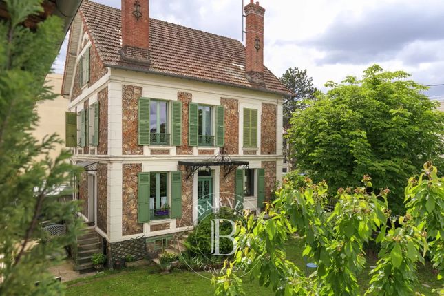 Thumbnail Detached house for sale in Maisons-Laffitte, 78600, France