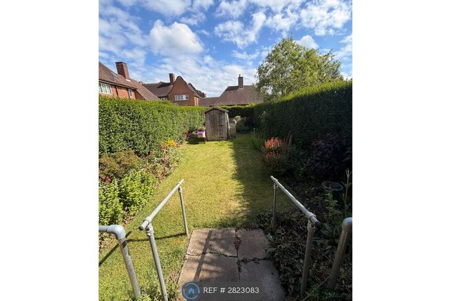 1-bed house on Fairholme, Staines Road, Feltham, £1,550/mo