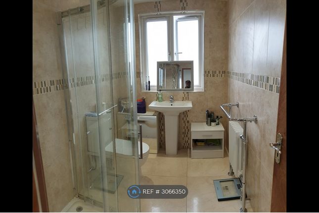 Heatherdene Close, Mitcham photo 2