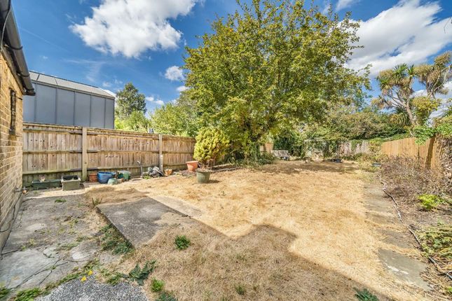 29, Heybridge Avenue, London photo 4