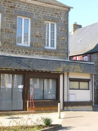 Thumbnail Retail premises for sale in Ceauce, Basse-Normandie, 61330, France
