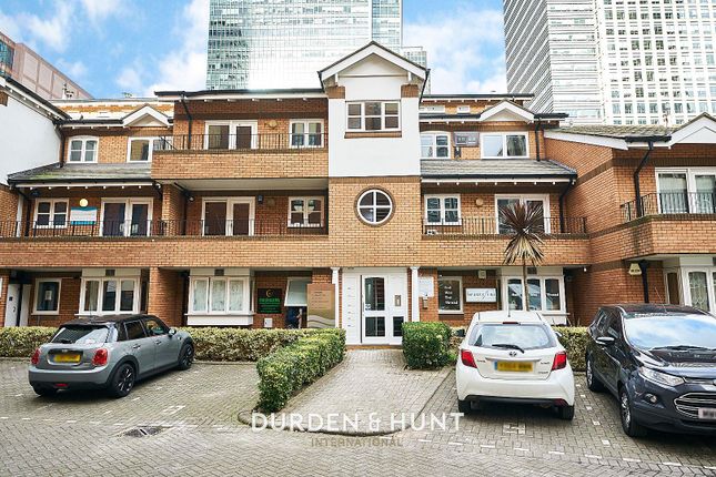 Thumbnail Commercial property to let in Admirals Way, London