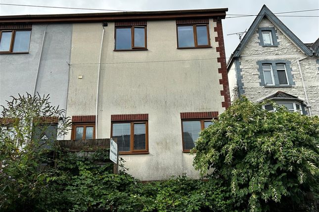 3-bed semi-detached on 119b, Wood Road, PONTYPRIDD, £90,000
