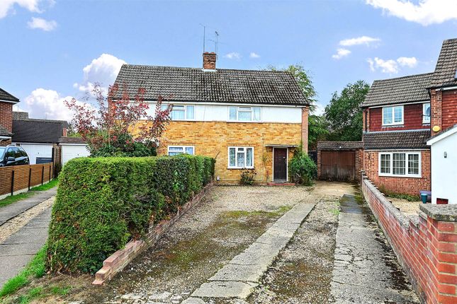 14, Orchard Close, Guildford photo 2