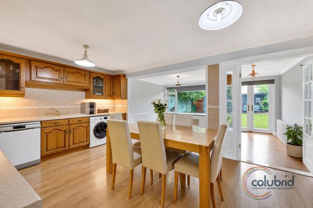 37, Rigby Gardens, Chadwell St Mary photo 4