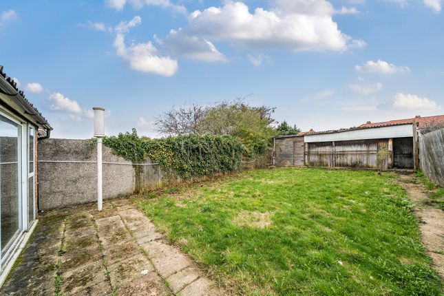 213, Blackfen Road, Sidcup photo 4