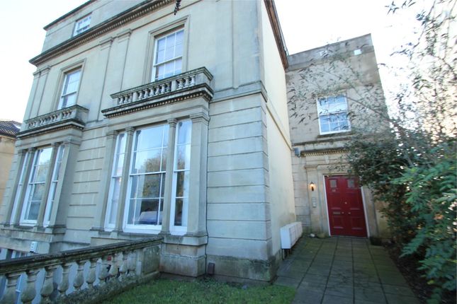 Flat 7, 22, Cotham Road, Bristol photo 3