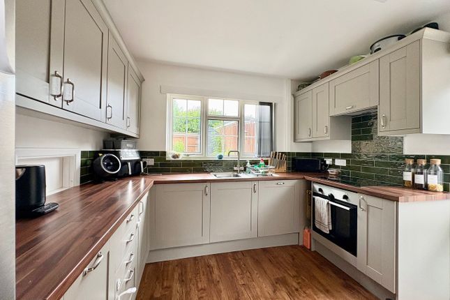 30, Courthope Drive, Bexhill-on-Sea photo 4