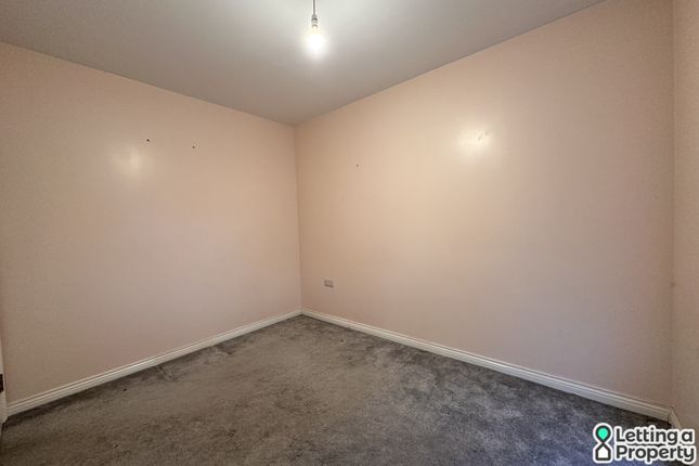 Moulder Close, Bedford photo 5