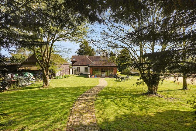 Oakhurst, Bond Lane, Ashford photo 3