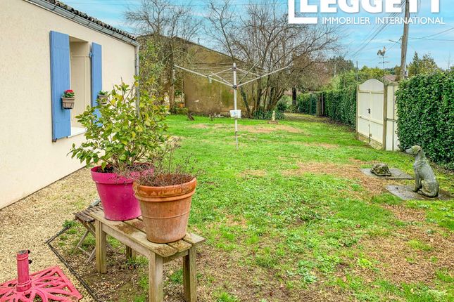 Villa for sale in Lorignac, Charente-Maritime, Nouvelle-Aquitaine