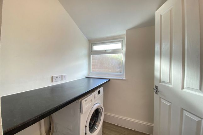 43 Bridge Road, Uxbridge photo 4