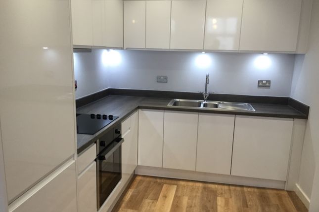 1 Tate House, Leeds photo 5