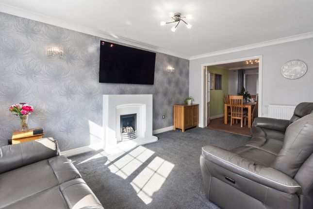 21 Delph Hollow Way, St. Helens photo 2