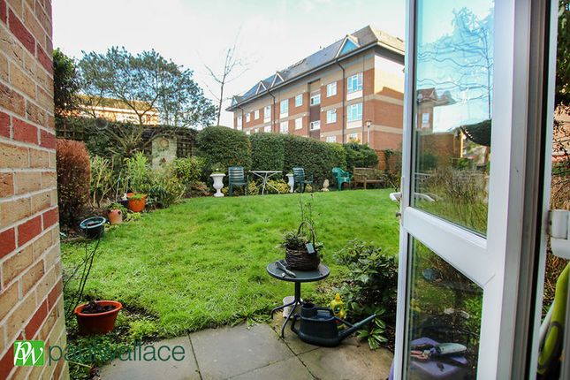 5 Cliff Richard Court, High Street, Waltham Cross photo 4