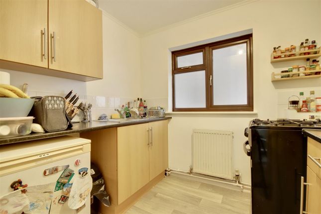Flat for sale in Inverness Road, Portsmouth