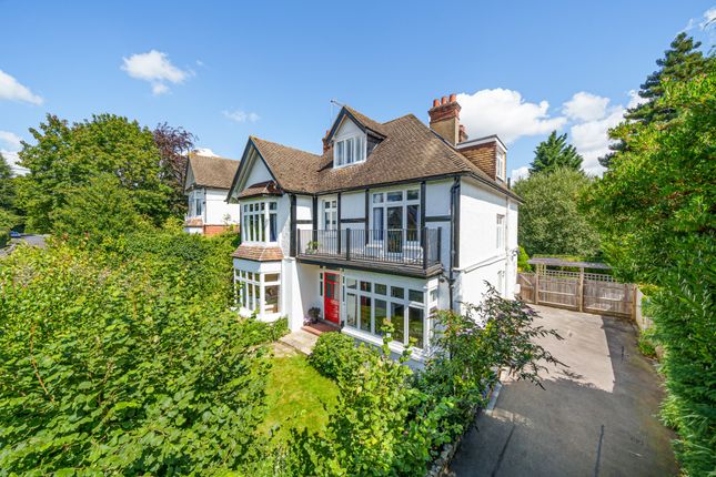 Thumbnail Detached house for sale in West Hill Road, Hook Heath, Woking