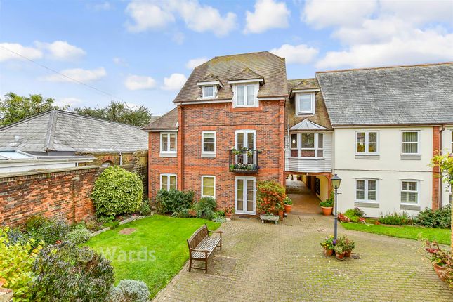 Gange Mews, Middle Row, Faversham photo 2