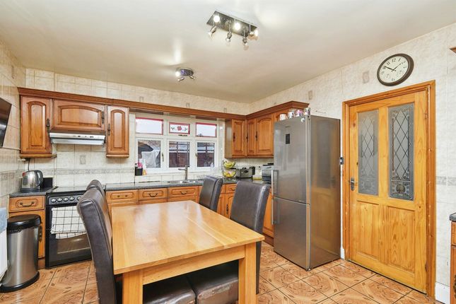 Detached house for sale in Blackpool Street, Burton-On-Trent